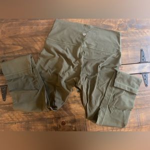 Lululemon leggings size 10